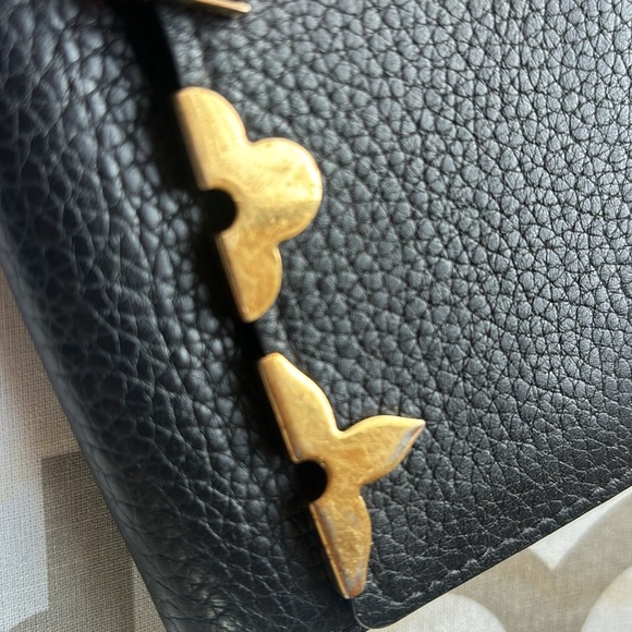 Louis Vuitton large women’s wallet in black with gold hardware - Picture 4 of 8